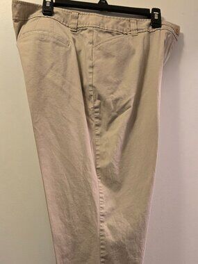 Loft Curvy Cropped Pants in Khaki Size 14